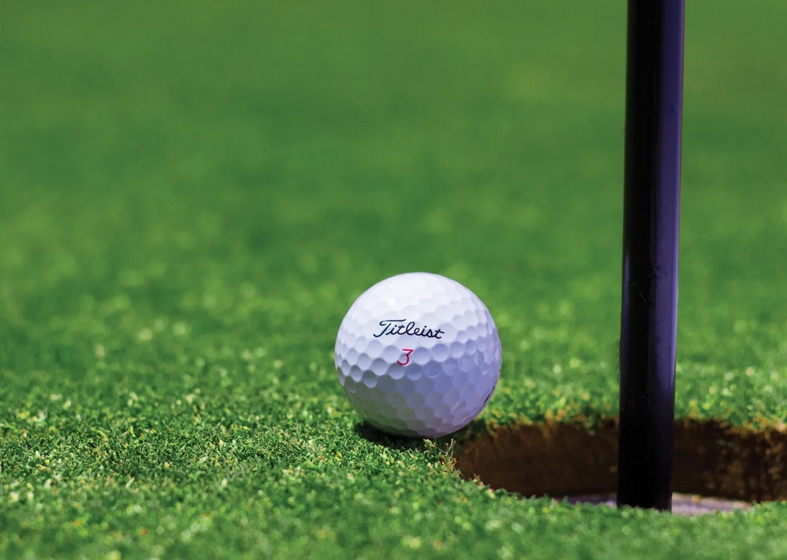 Personalised Golf Balls as Leisure Gifts Personalised Golf Balls as Leisure Gifts