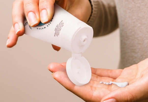 Promo Sunscreen in Use